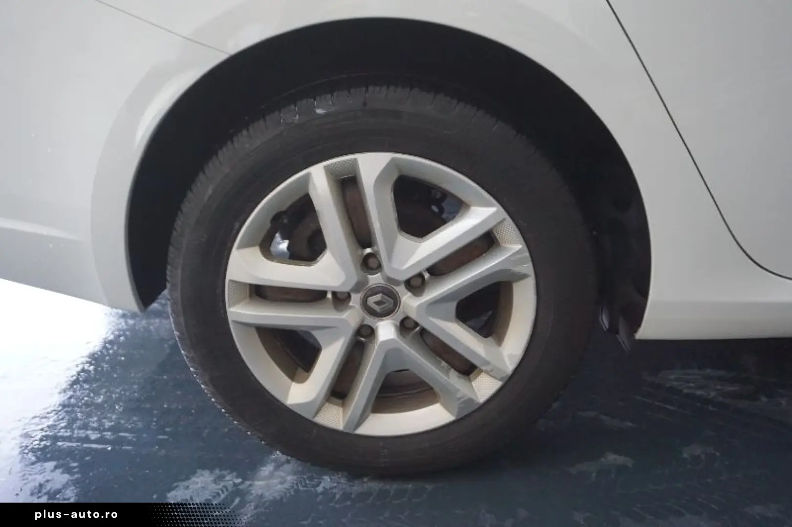 RENAULT MEGANE 1.3 TCe 140CP Zen EDC