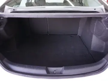 RENAULT MEGANE 1.3 TCe 140CP Zen EDC