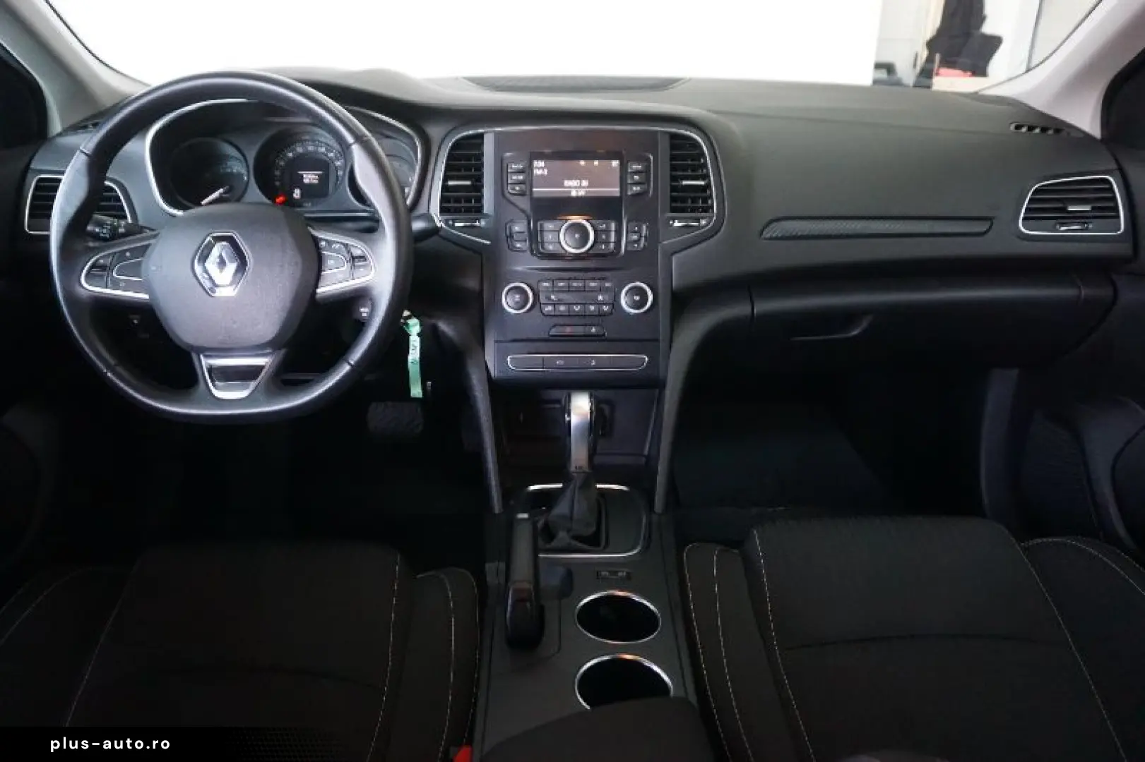 RENAULT MEGANE 1.3 TCe 140CP Zen EDC
