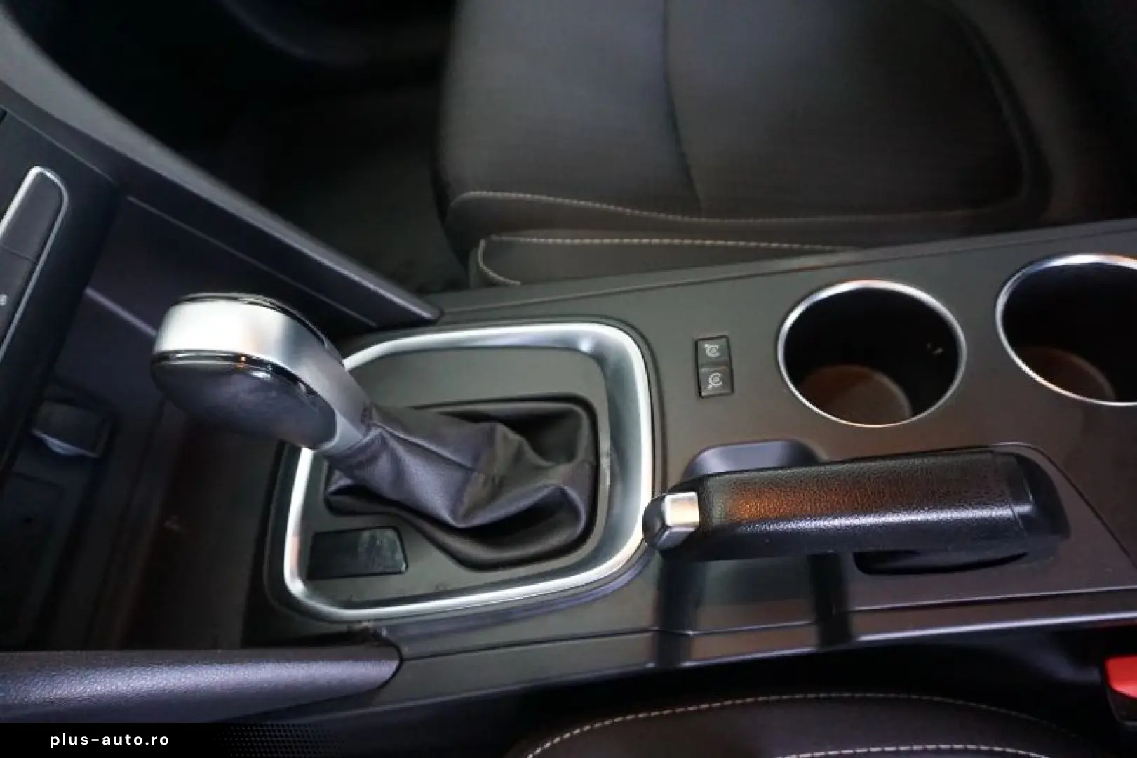 RENAULT MEGANE 1.3 TCe 140CP Zen EDC