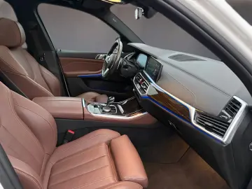 BMW X5 xDrive 25 d M Sport AHK Kamera Ambiente Pano