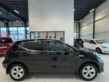 NISSAN Qashqai 1.5 dCi
