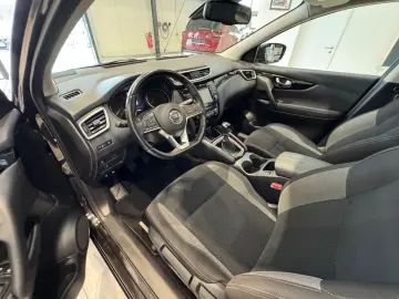 NISSAN Qashqai 1.5 dCi