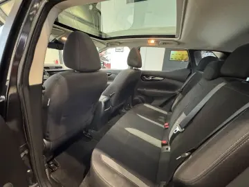 NISSAN Qashqai 1.5 dCi