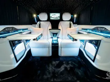 Mercedes-Benz V 300 extralang VIP VAN AMG