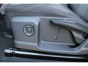 AUDI Q3 45TFSI eHybrid Str. 2xS-Line Navi  1HD Alcan.