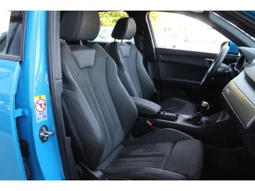 AUDI Q3 45TFSI eHybrid Str. 2xS-Line Navi  1HD Alcan.