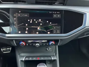 AUDI Q3 Sportback 45 TFSI e S line Navi  Virtual  LED