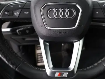 AUDI Q3 35 TDI qu 3x S LINE KEYLESS KAMERA VIRTUAL