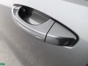 AUDI Q3 35 TDI qu 3x S LINE KEYLESS KAMERA VIRTUAL