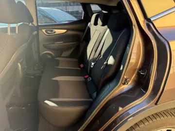 NISSAN Qashqai 1.3 DIG-T