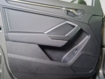 AUDI Q3 Sportback 35 TFSI S-line S-tronic Navi  LED