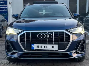 AUDI Q3 45 TFSI e S line Sonos Pano Navi MwSt. CarPla