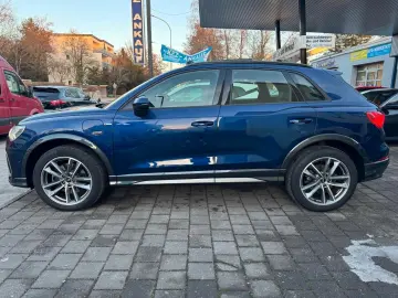 AUDI Q3 45 TFSI e S line Sonos Pano Navi MwSt. CarPla