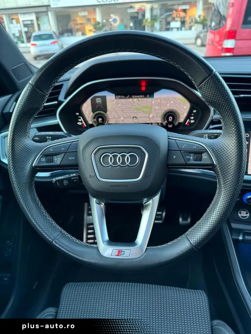AUDI Q3 45 TFSI e S line Sonos Pano Navi MwSt. CarPla