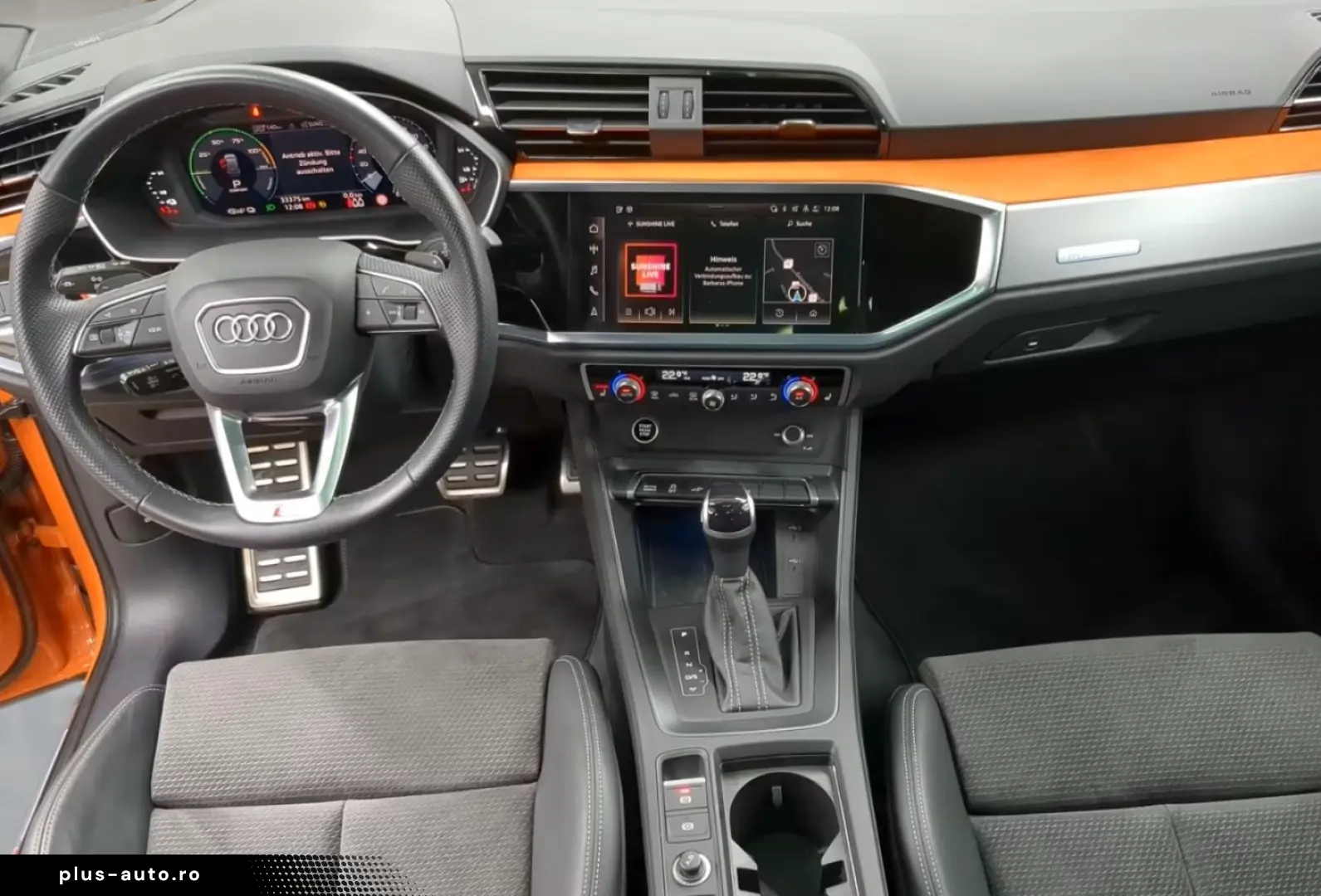 AUDI Q3 45 TFSI e S-Line Navi LED Pano Rückfahrkamera