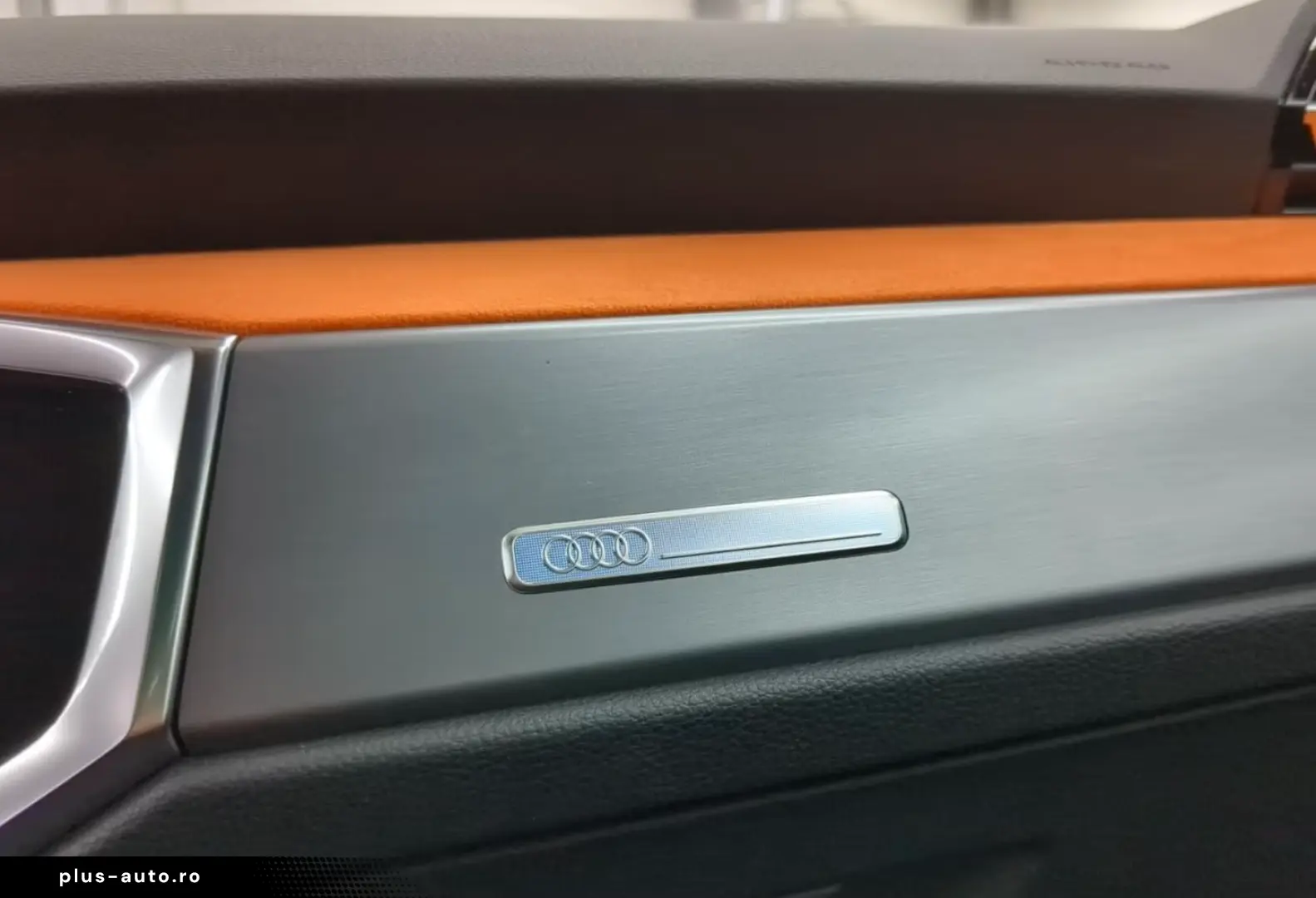 AUDI Q3 45 TFSI e S-Line Navi LED Pano Rückfahrkamera