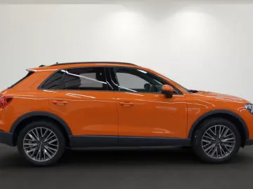 AUDI Q3 45 TFSI e S-Line Navi LED Pano Rückfahrkamera