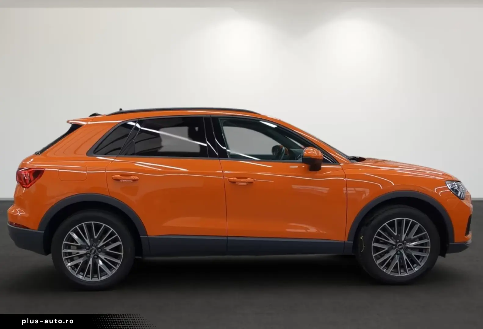 AUDI Q3 45 TFSI e S-Line Navi LED Pano Rückfahrkamera