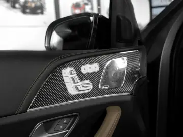 MERCEDES-BENZ GLS 63 AMG