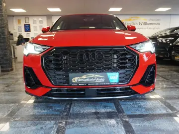 AUDI Q3 Sportback 45 TFSI e S line Matrix Aluräd Navi