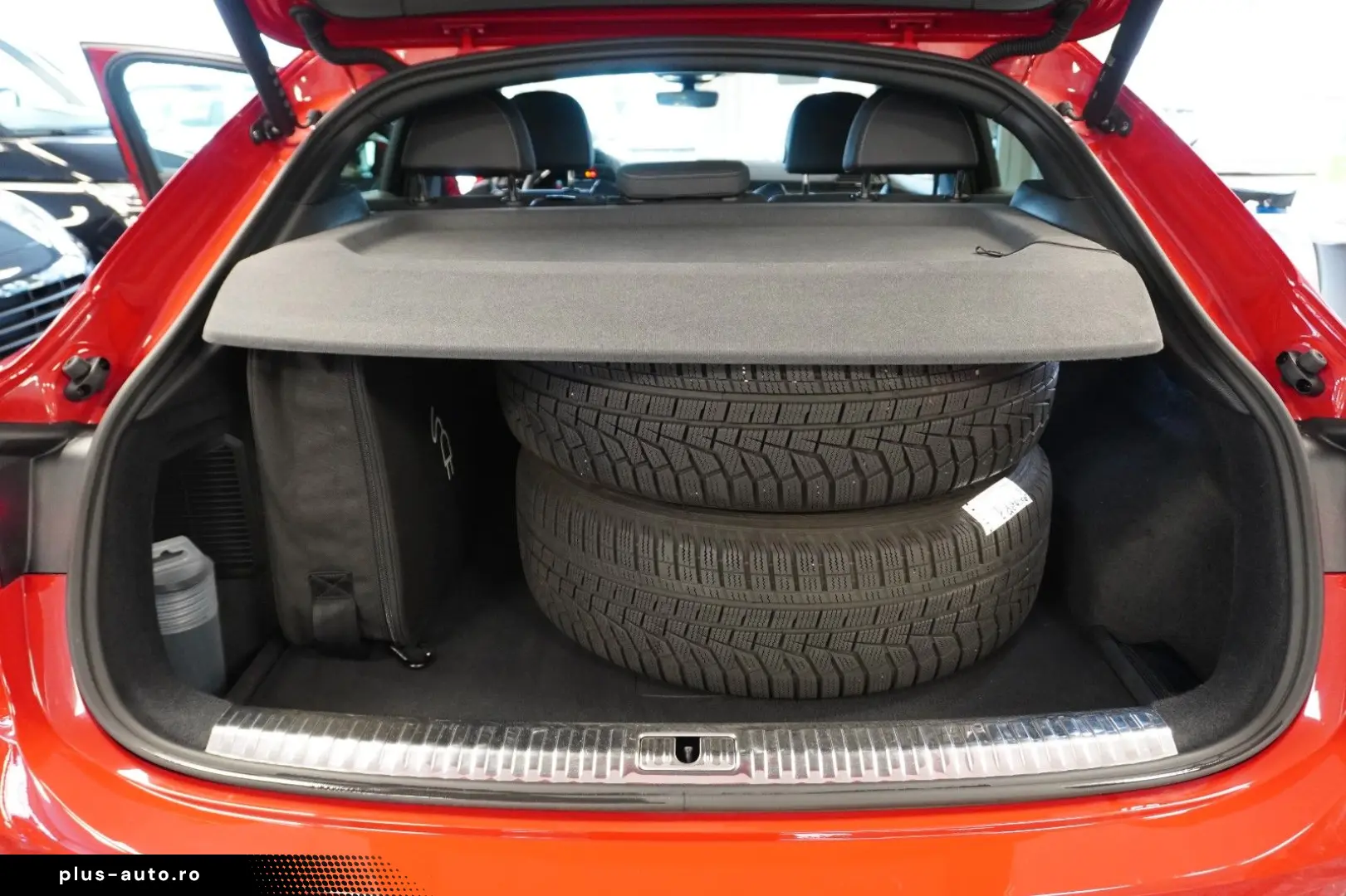 AUDI Q3 Sportback 45 TFSI e S line Matrix Aluräd Navi