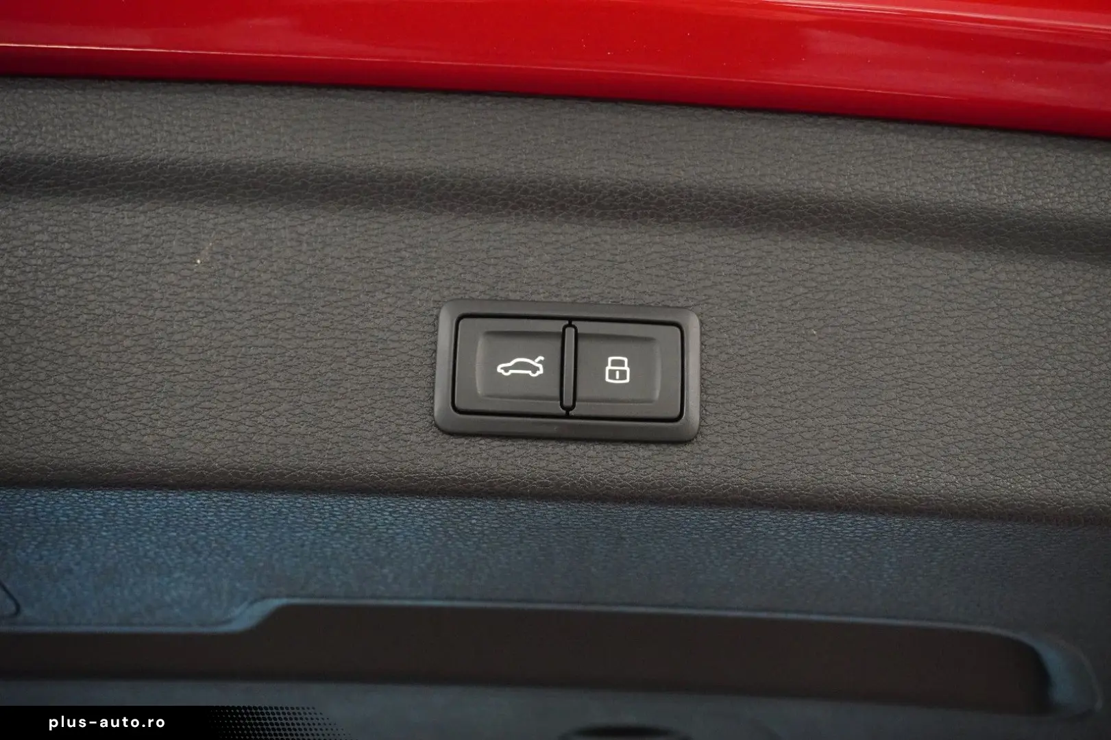 AUDI Q3 Sportback 45 TFSI e S line Matrix Aluräd Navi