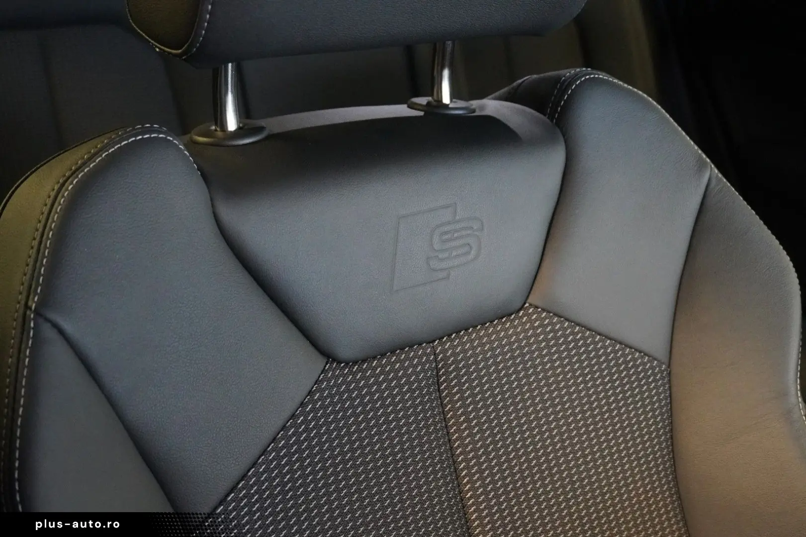 AUDI Q3 Sportback 45 TFSI e S line Matrix Aluräd Navi