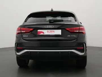 AUDI Q3 Sportback 45 e S line NAVI VIRT AHK ACC KAM