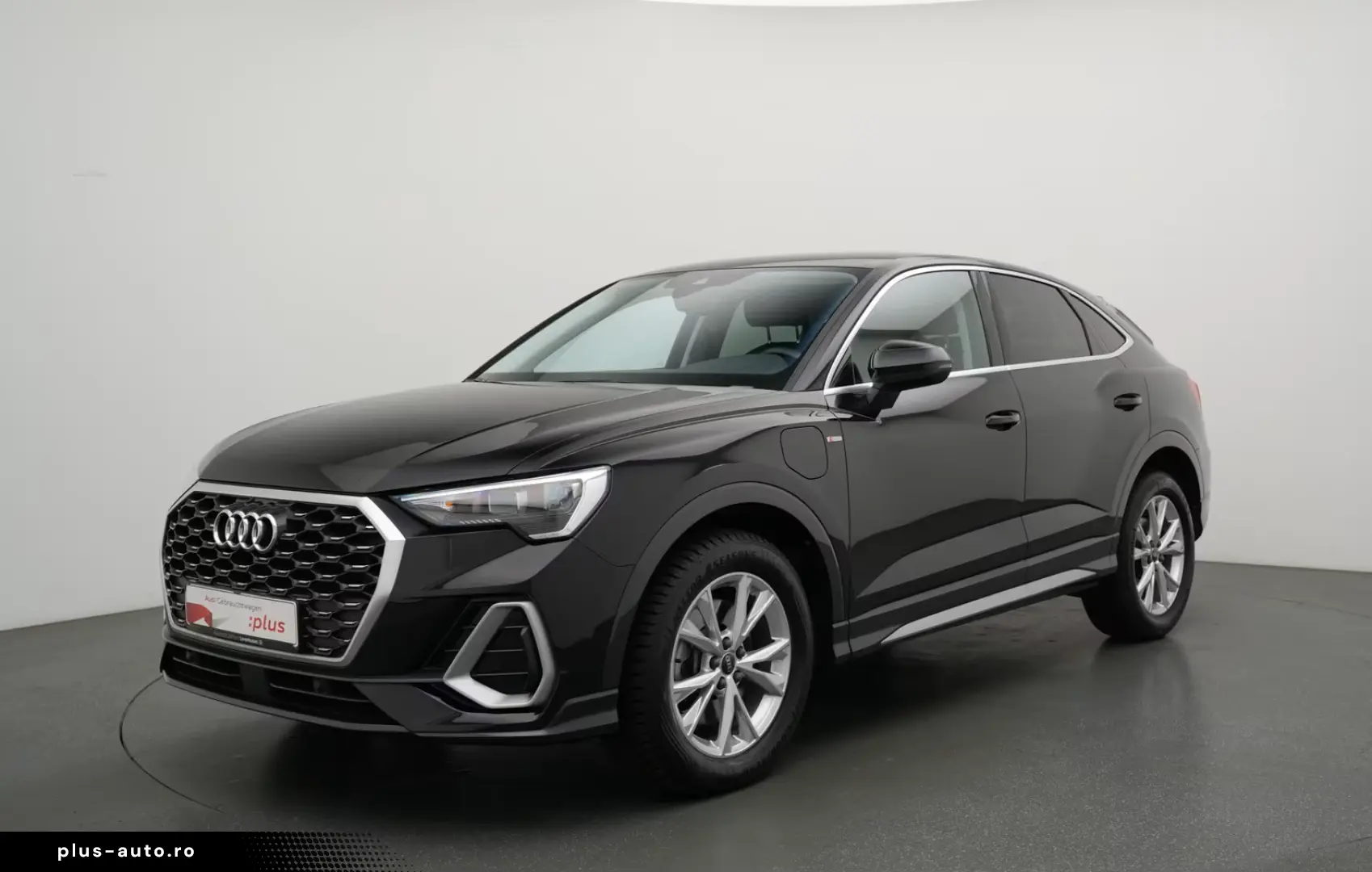 AUDI Q3 Sportback 45 e S line NAVI VIRT AHK ACC KAM