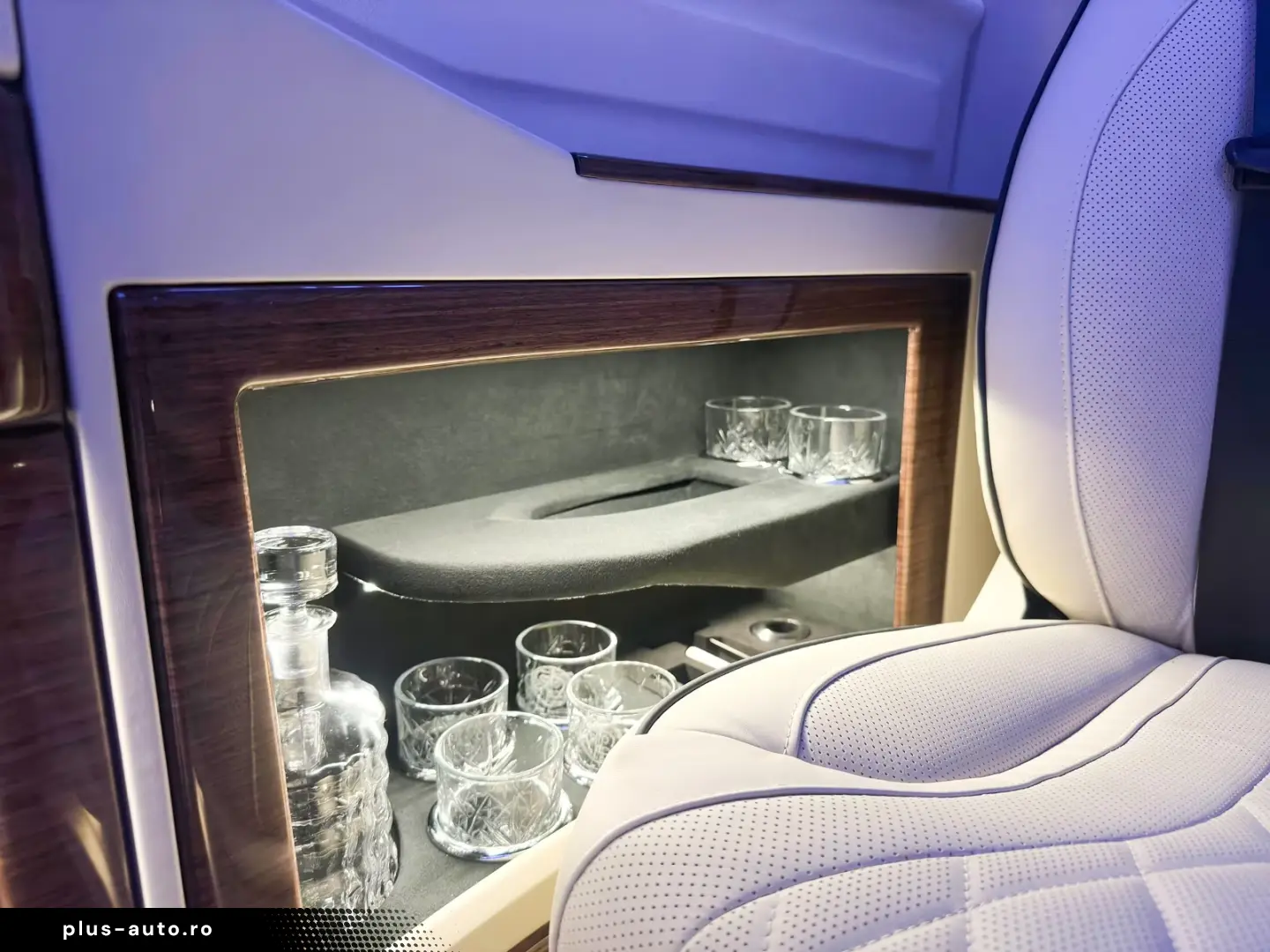 Mercedes-Benz Sprinter 519   319 VIP Luxury VAN