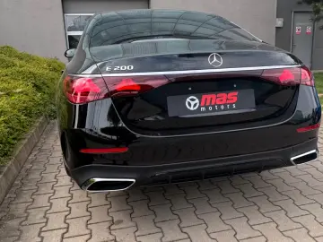Mercedes-Benz E 200 Mercedes Benz E 200 Amg
