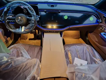 Mercedes-Benz E 200 Mercedes Benz E 200 Amg