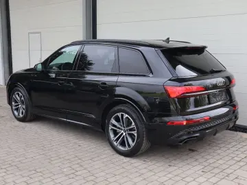 AUDI Q7 50 TDI S-Line FACELIFT BLACK-P. 7-Si ALLRADL.