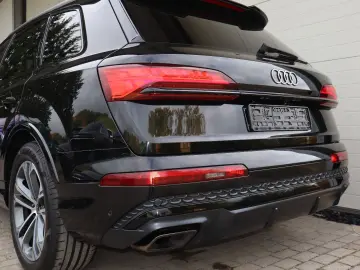 AUDI Q7 50 TDI S-Line FACELIFT BLACK-P. 7-Si ALLRADL.