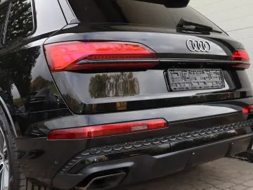 AUDI Q7 50 TDI S-Line FACELIFT BLACK-P. 7-Si ALLRADL.