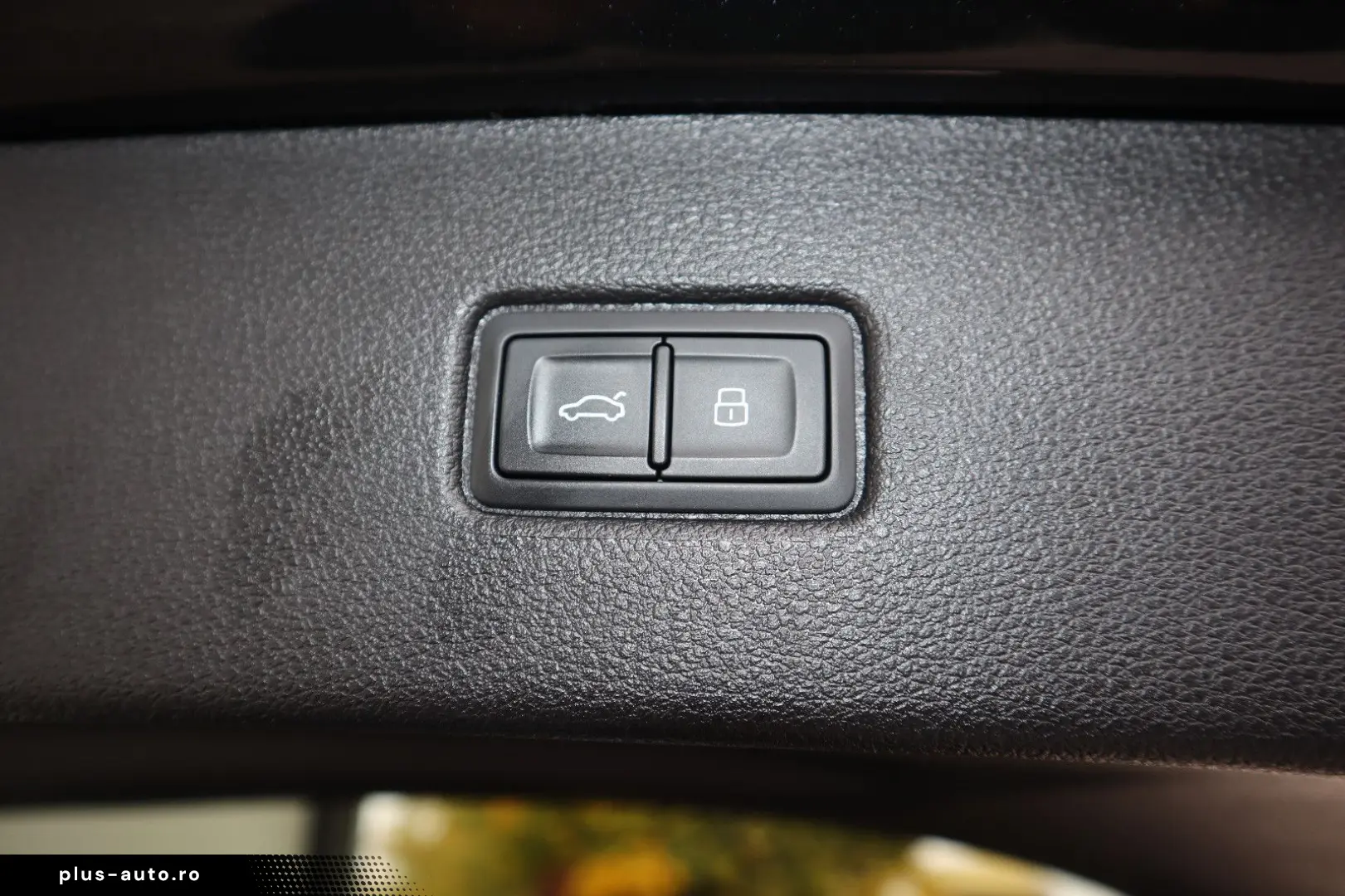 AUDI Q7 50 TDI S-Line FACELIFT BLACK-P. 7-Si ALLRADL.