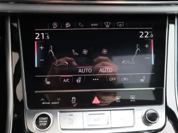 AUDI Q7 50 TDI S-Line FACELIFT BLACK-P. 7-Si ALLRADL.