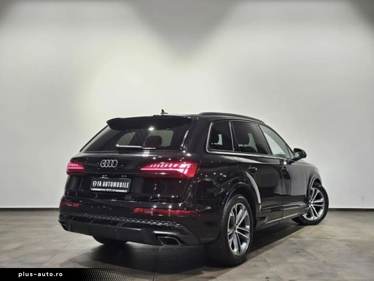 AUDI Q7 50 TDI S Line Black 7Sitz Pano Matrix All-len