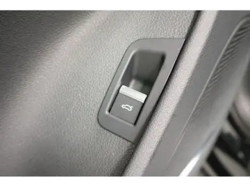 AUDI Q7 50 TDI quattro S line Navi Matrix AHK HUD