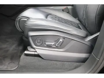 AUDI Q7 50 TDI quattro S line Navi Matrix AHK HUD