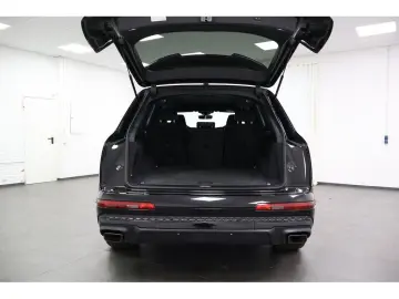 AUDI Q7 50 TDI quattro S line Navi Matrix AHK HUD
