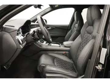AUDI Q7 50 TDI quattro S line Navi Matrix AHK HUD