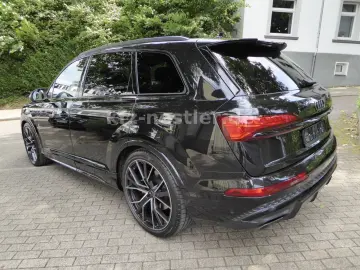 AUDI Q7 50 TDI Facelift 2x S line Pano 22  7-Sitz AHK