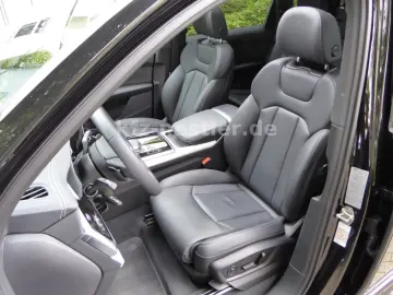 AUDI Q7 50 TDI Facelift 2x S line Pano 22  7-Sitz AHK
