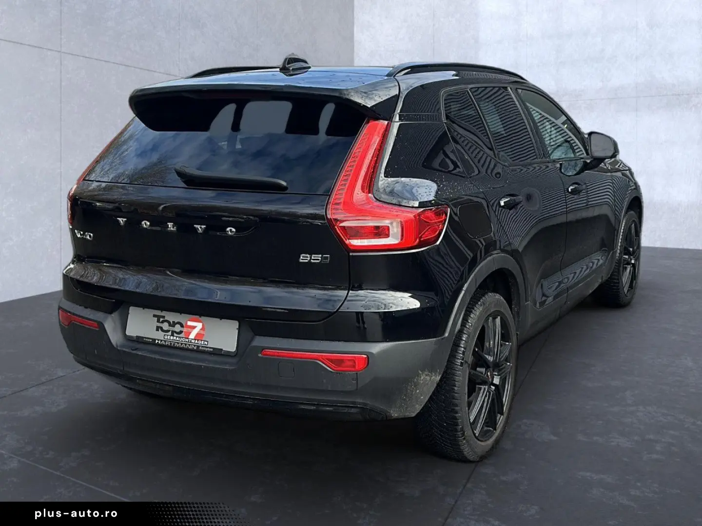 VOLVO XC 40 R Design AWD Bluetooth Navi LED Klima