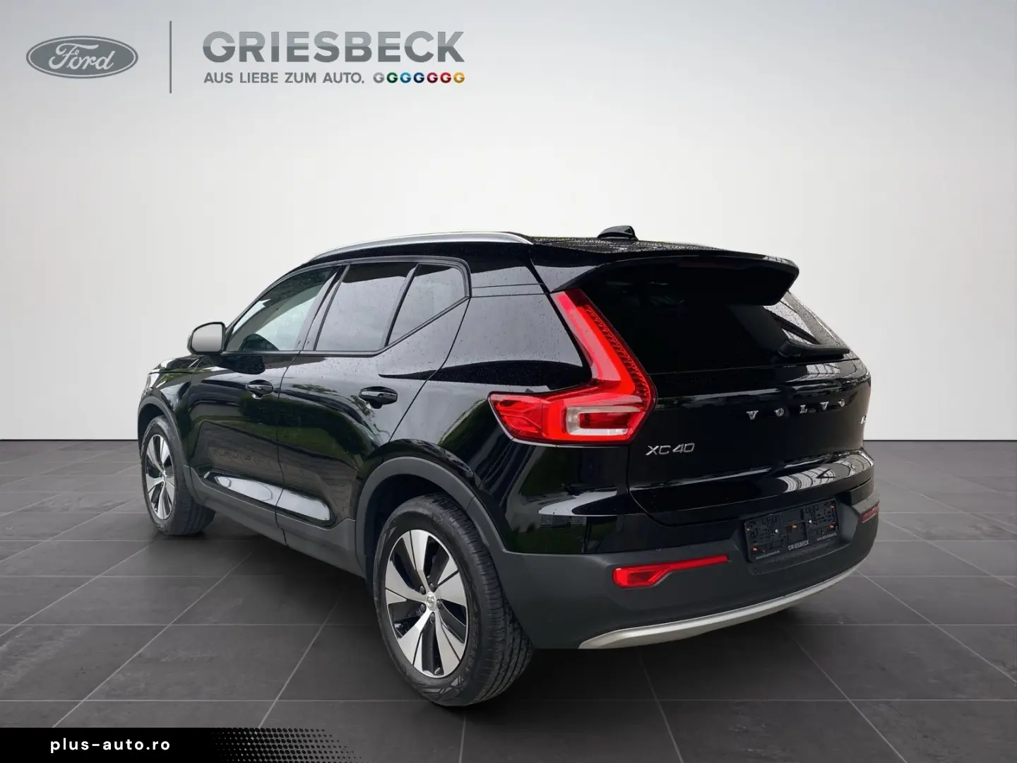 VOLVO XC40 Momentum Pro FLA SpurH el.Heck LM LED