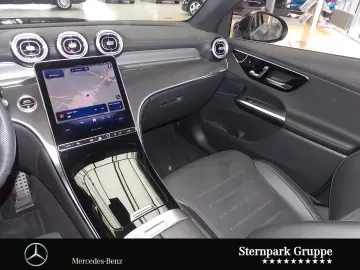 MERCEDES-BENZ GLC 300 4Matic AMG Pano