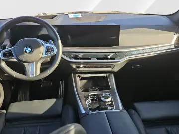 BMW X5 xDr30d MSp IconicGl Ventil Massage SoftClose AirSusp