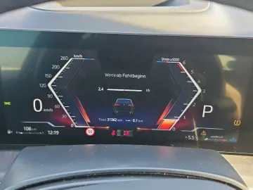 BMW X5 xDr30d MSp IconicGl Ventil Massage SoftClose AirSusp